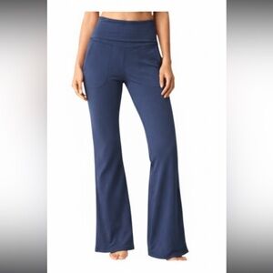 HALARA Women's Navy Yoga Pants High Waisted